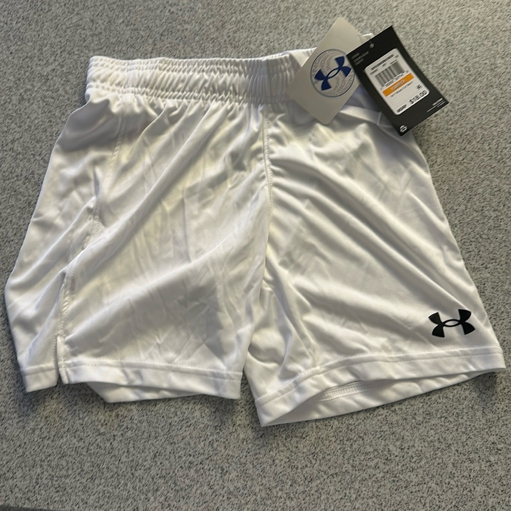 NWT Boys Under Armour soccer shorts